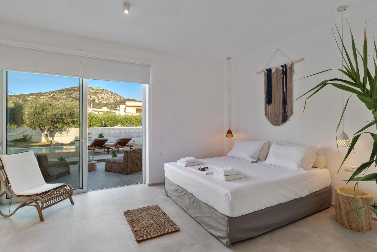 Annassa * Almyrida (Crete)